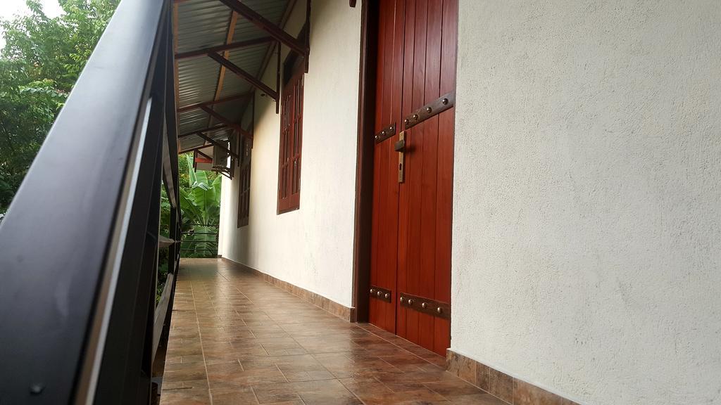 Villa Happy Home Bentota Exterior foto